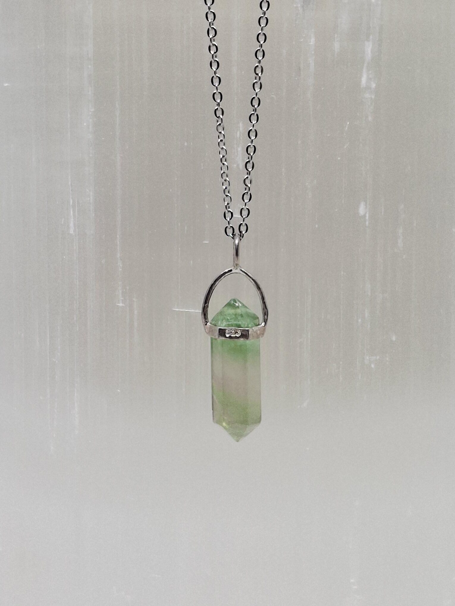 Fluorite Point (2cm) in 925 Silver